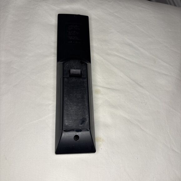 HDTV Remote Control Sum-3 IECR6 NF000UD T1-3 For parts/Repair - Picture 2 of 3